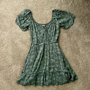 Abercrombie and fitch dress